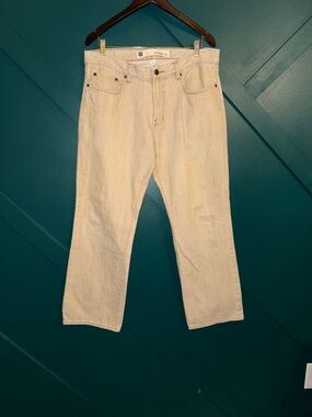 GAP Straight Fit Jeans - Beige Size 34x30 classic straight fit that always works